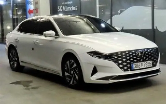 그랜져HG하이브리드  중고차 더 뉴 그랜저 IG 하이브리드 르블랑 매물 사진 7 - 2022/07 69,906km